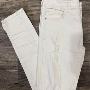 Pilcro White Distressed Denim // Size 27 Tall